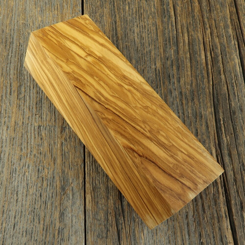 Italian olive wood - 250