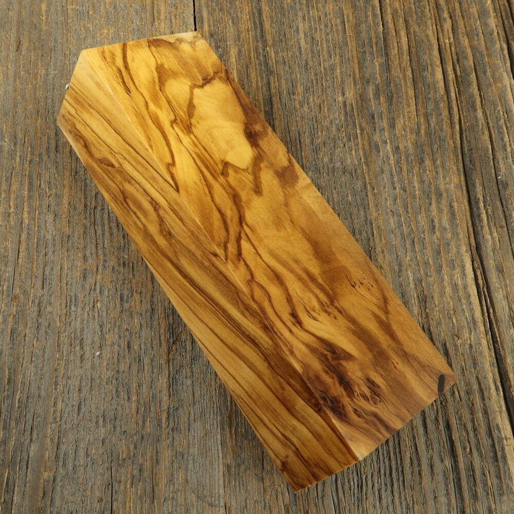 Italian olive wood - 657