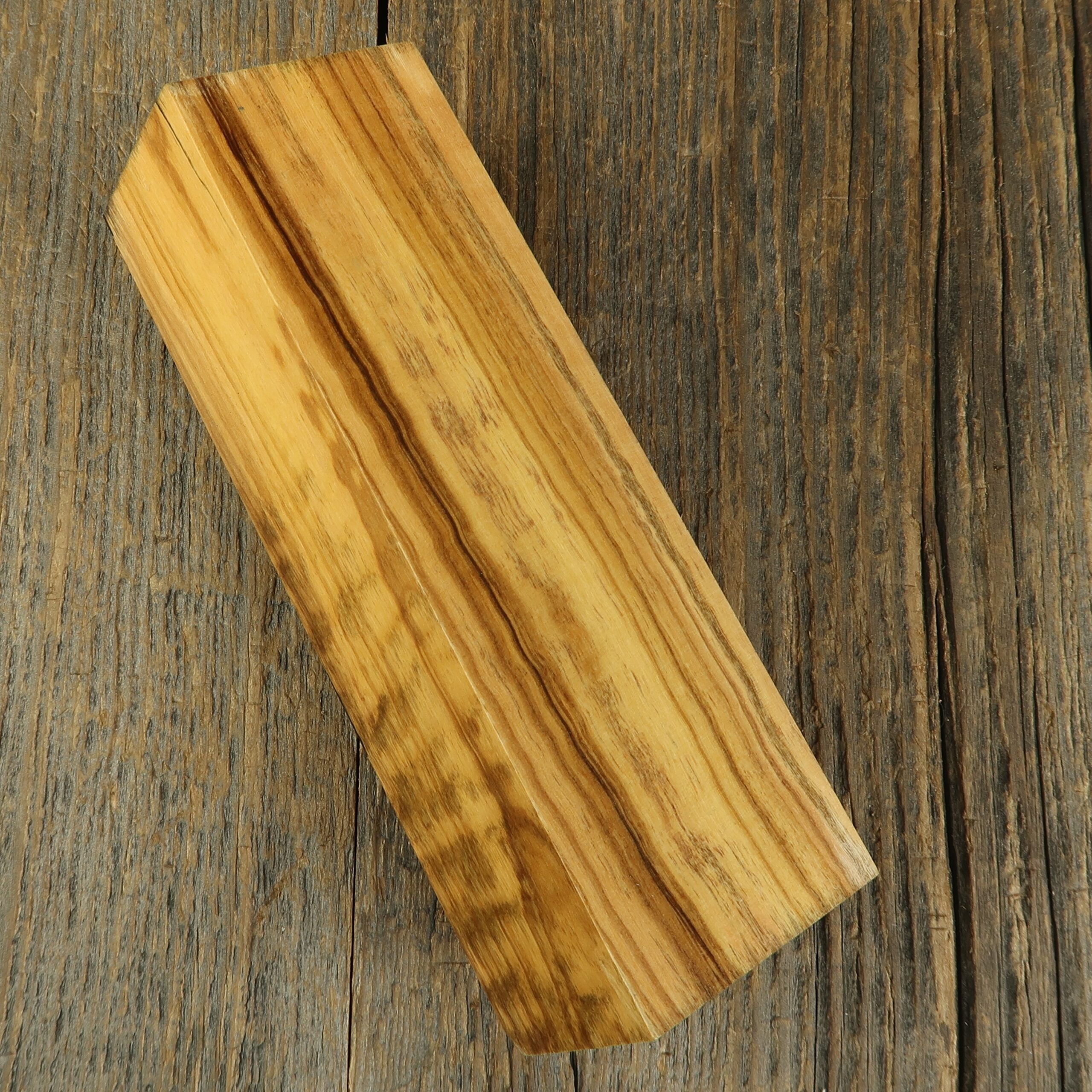 Italian olive wood - 704
