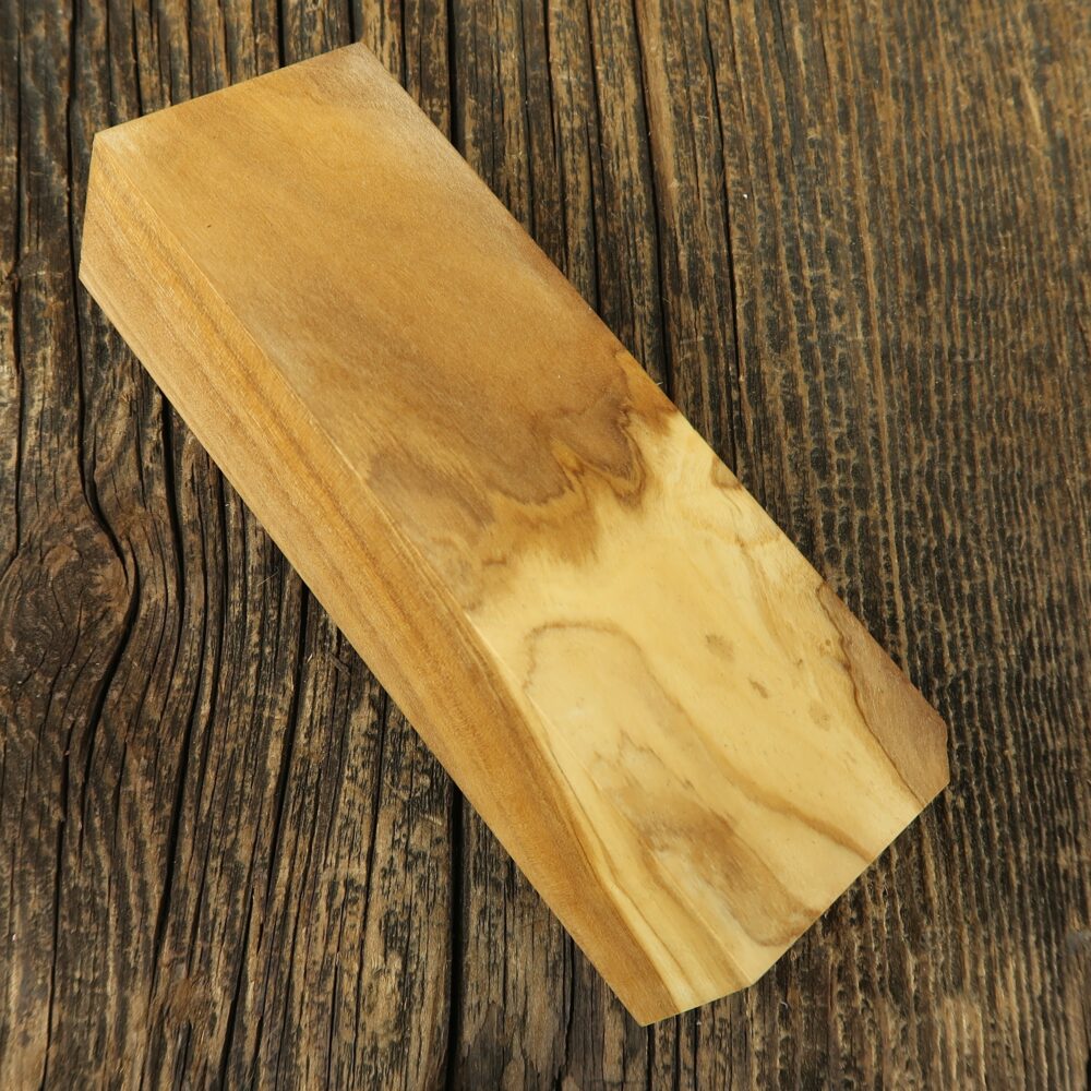 Italian olive wood - 814