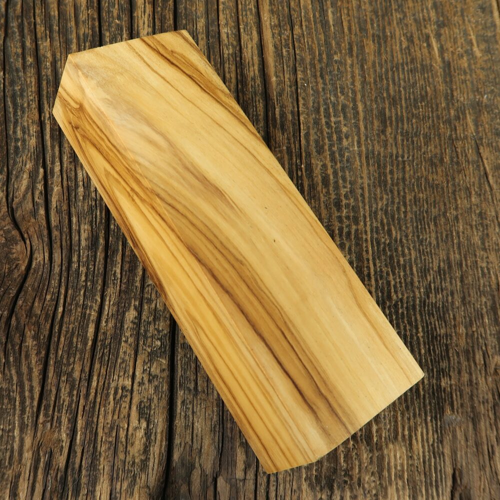 Italian olive wood - 818
