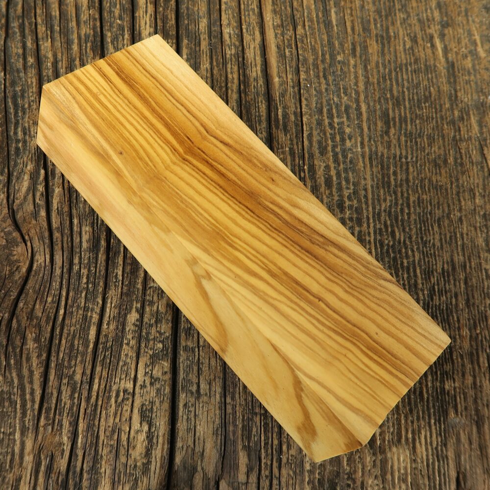 Italian olive wood - 820
