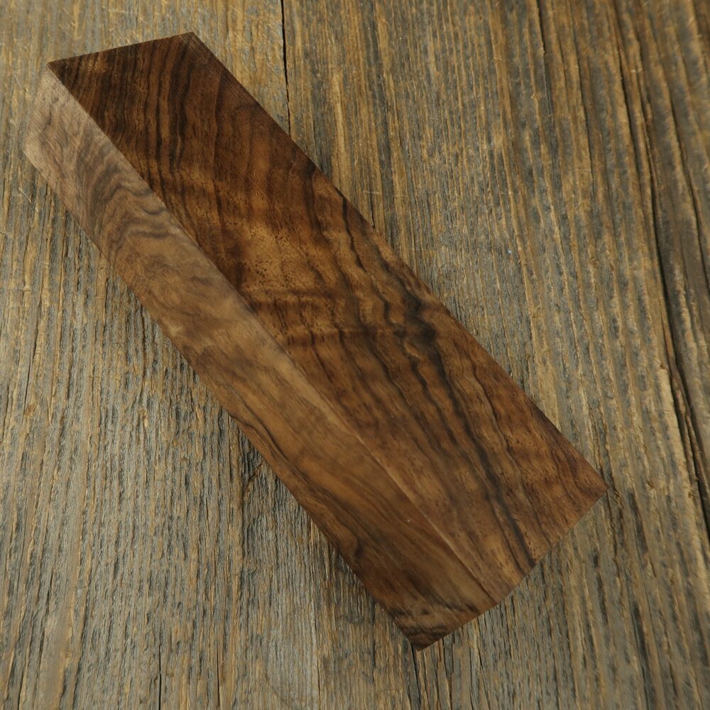 Orzech turecki / Turkish walnut - 841