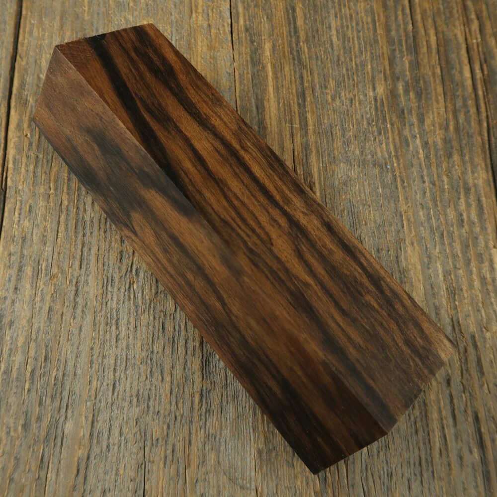 Orzech turecki / Turkish walnut - 846