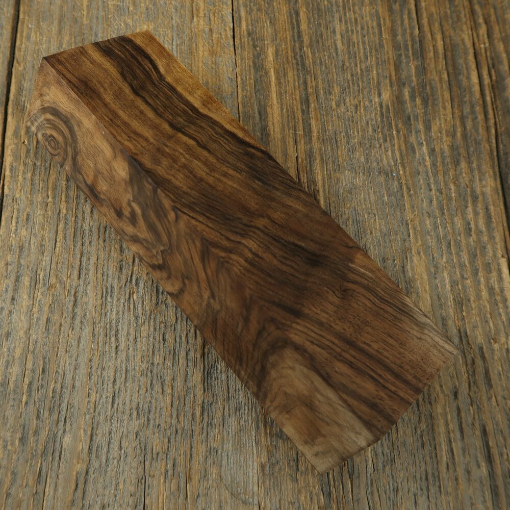 Orzech turecki / Turkish walnut - 847