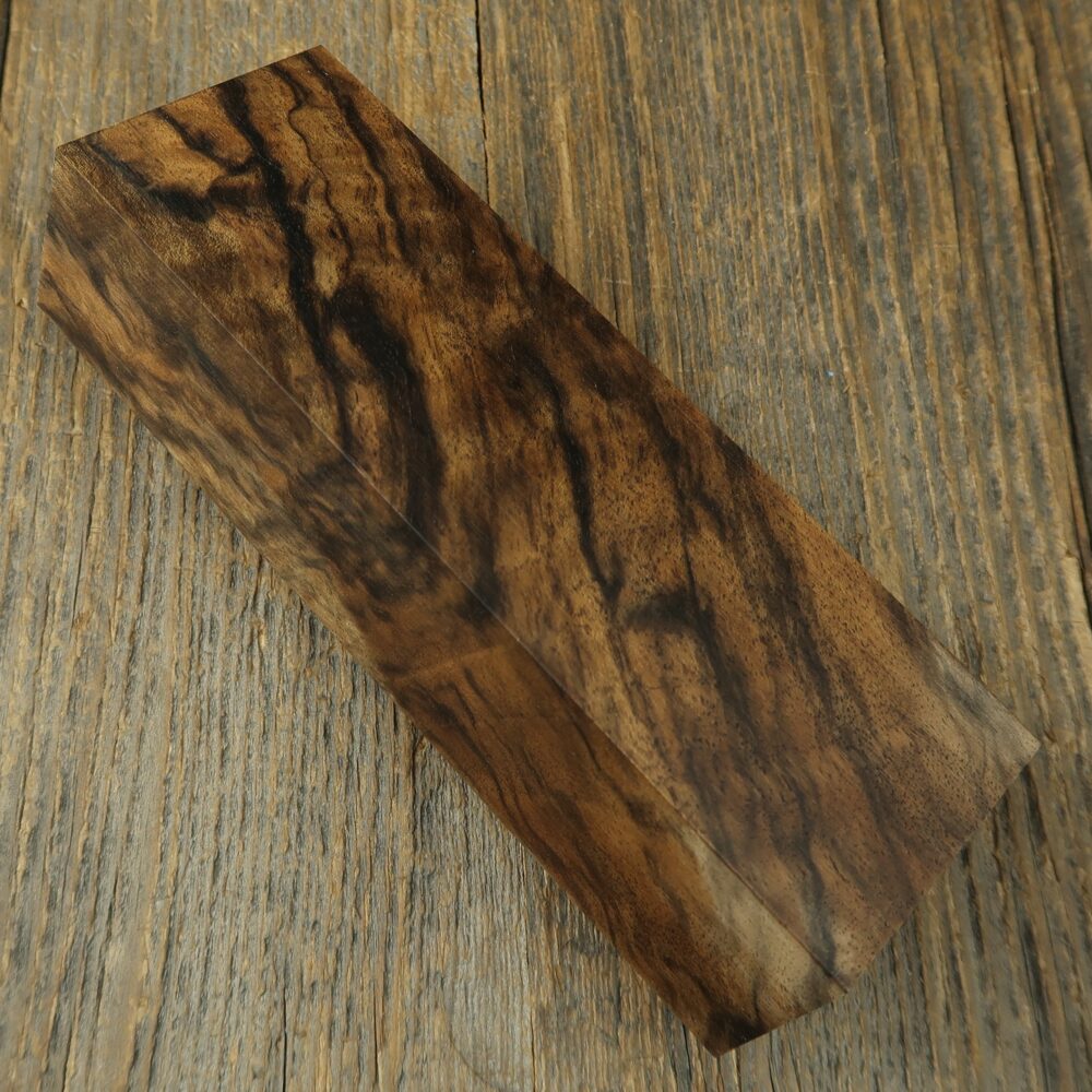 Orzech turecki / Turkish walnut - 850