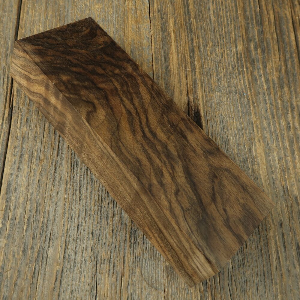 Orzech turecki / Turkish walnut - 864
