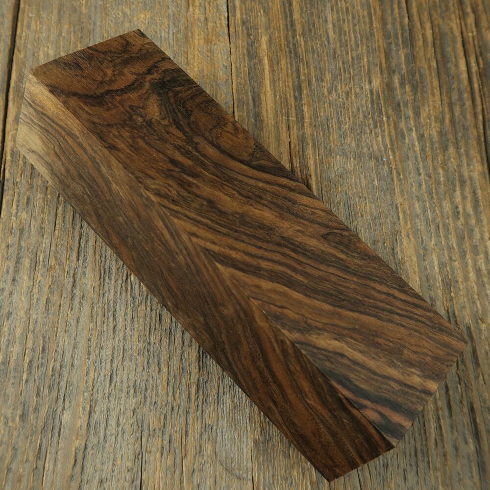 Orzech turecki / Turkish walnut - 870
