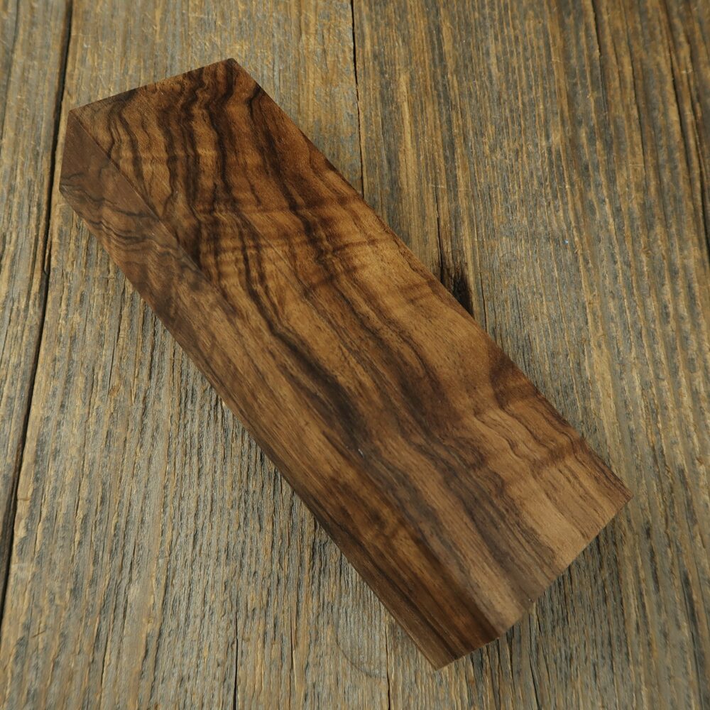 Orzech turecki / Turkish walnut - 871