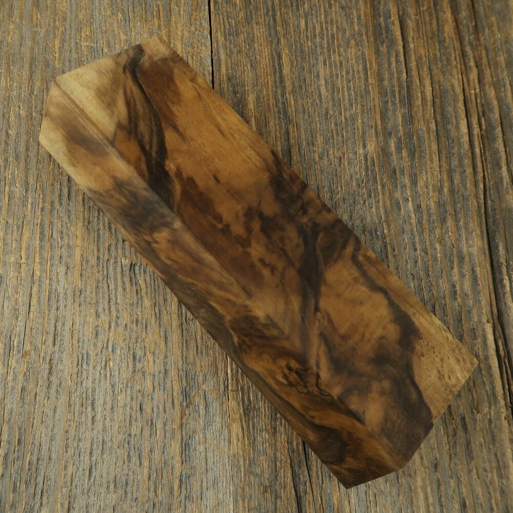 Orzech turecki / Turkish walnut - 879
