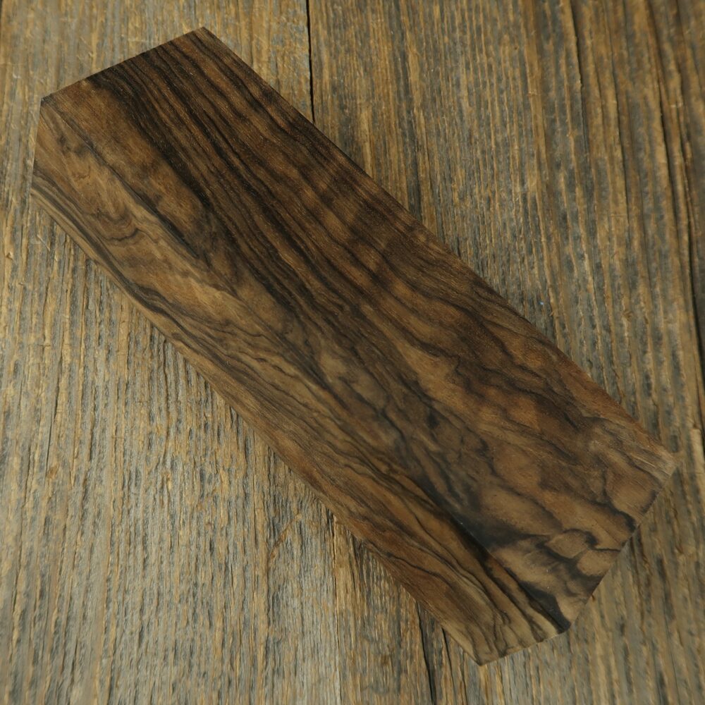 Orzech turecki / Turkish walnut - 880